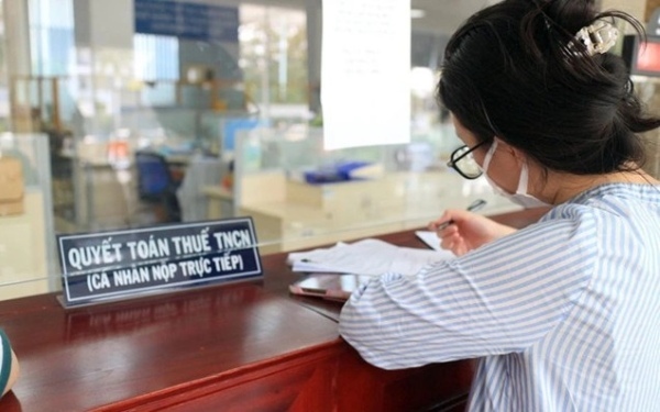 Muốn ủy quyền quyết toán thuế TNCN, cá nhân cư trú cần đáp ứng tiêu chí thu nhập từ một nguồn duy nhất