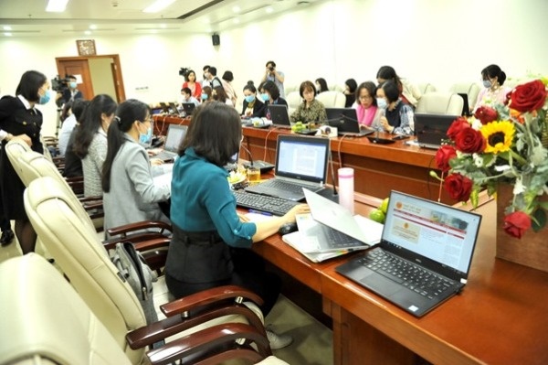 Người có thu nhập ở 2 nơi vẫn có thể ủy quyền khi chỉ có một nguồn thu nhập chính